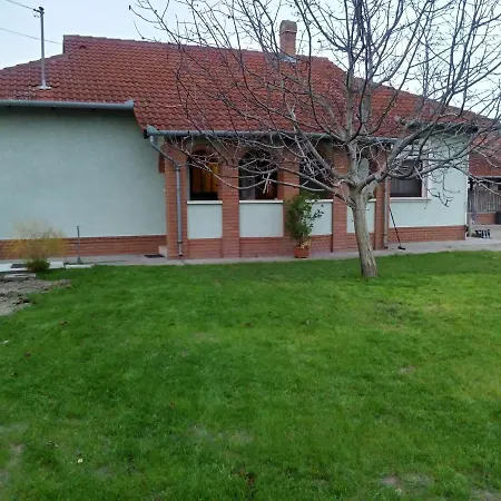Diofas Vendeghaz * Mórahalom