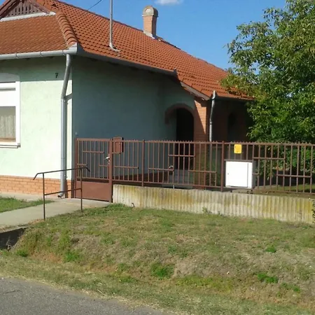 Apartament Diofas Vendeghaz